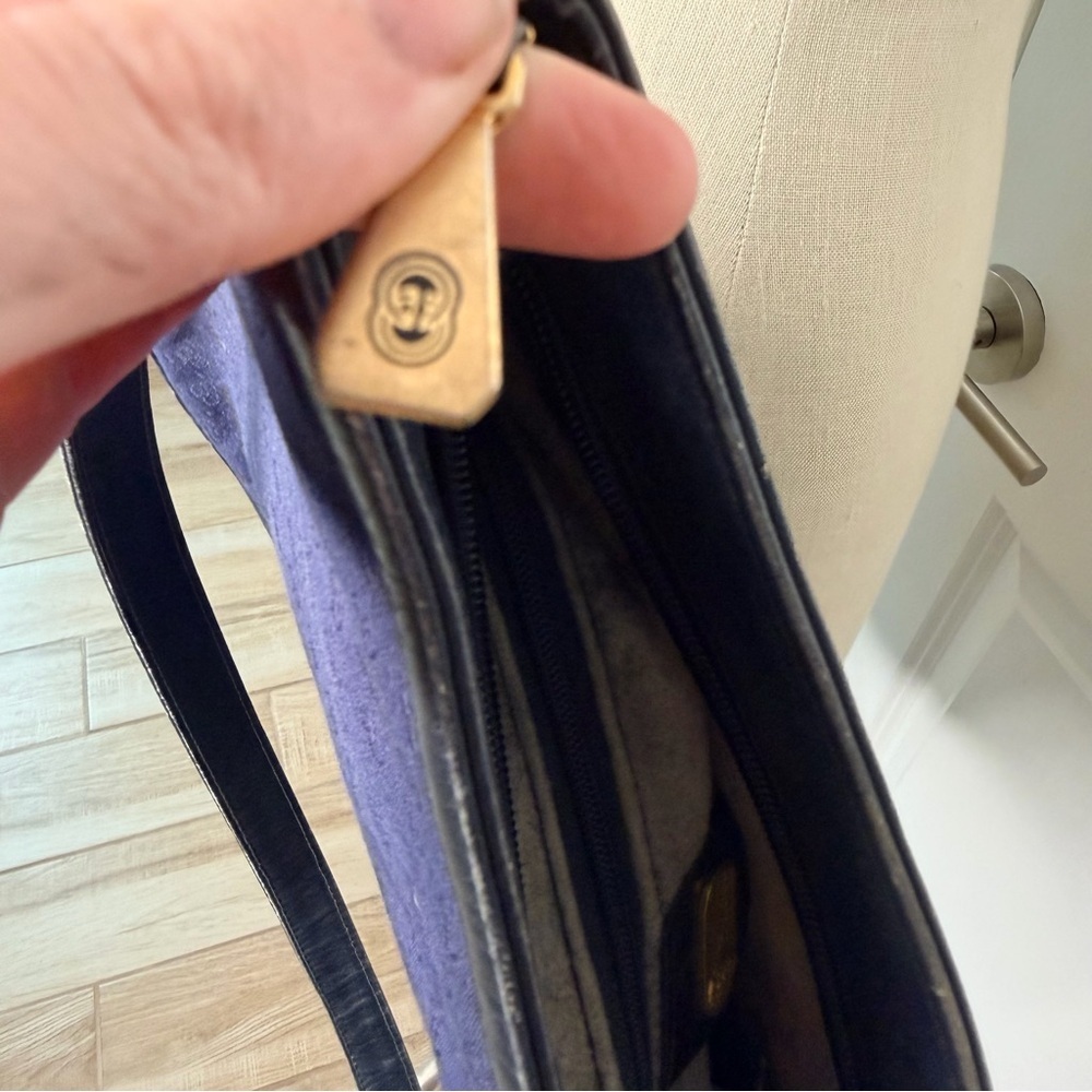 Vintage Gucci Navy Shoulder Bag Crossbody Bag Blue GG Monogram Canvas - Picture 13 of 15